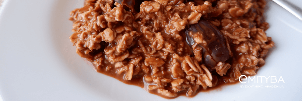 Avizu dribsniai su kakava ir datulemis Vidine