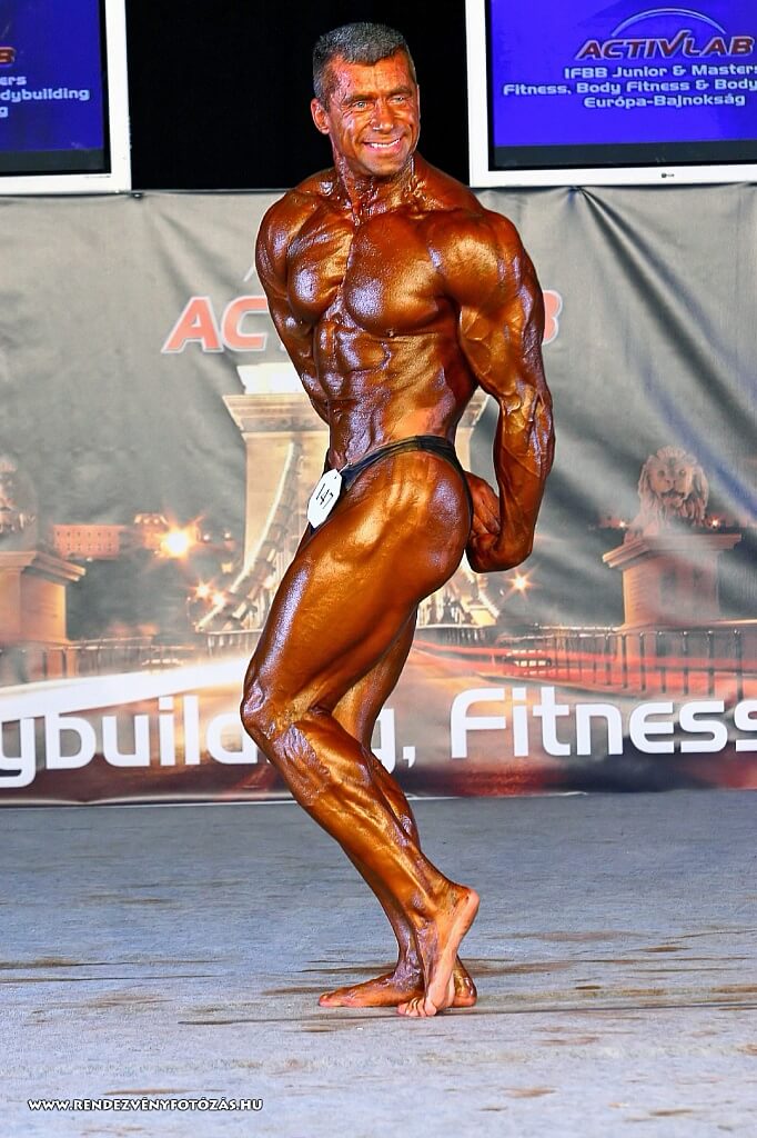 pratimai trigalviui zasto raumeniui tricepsui